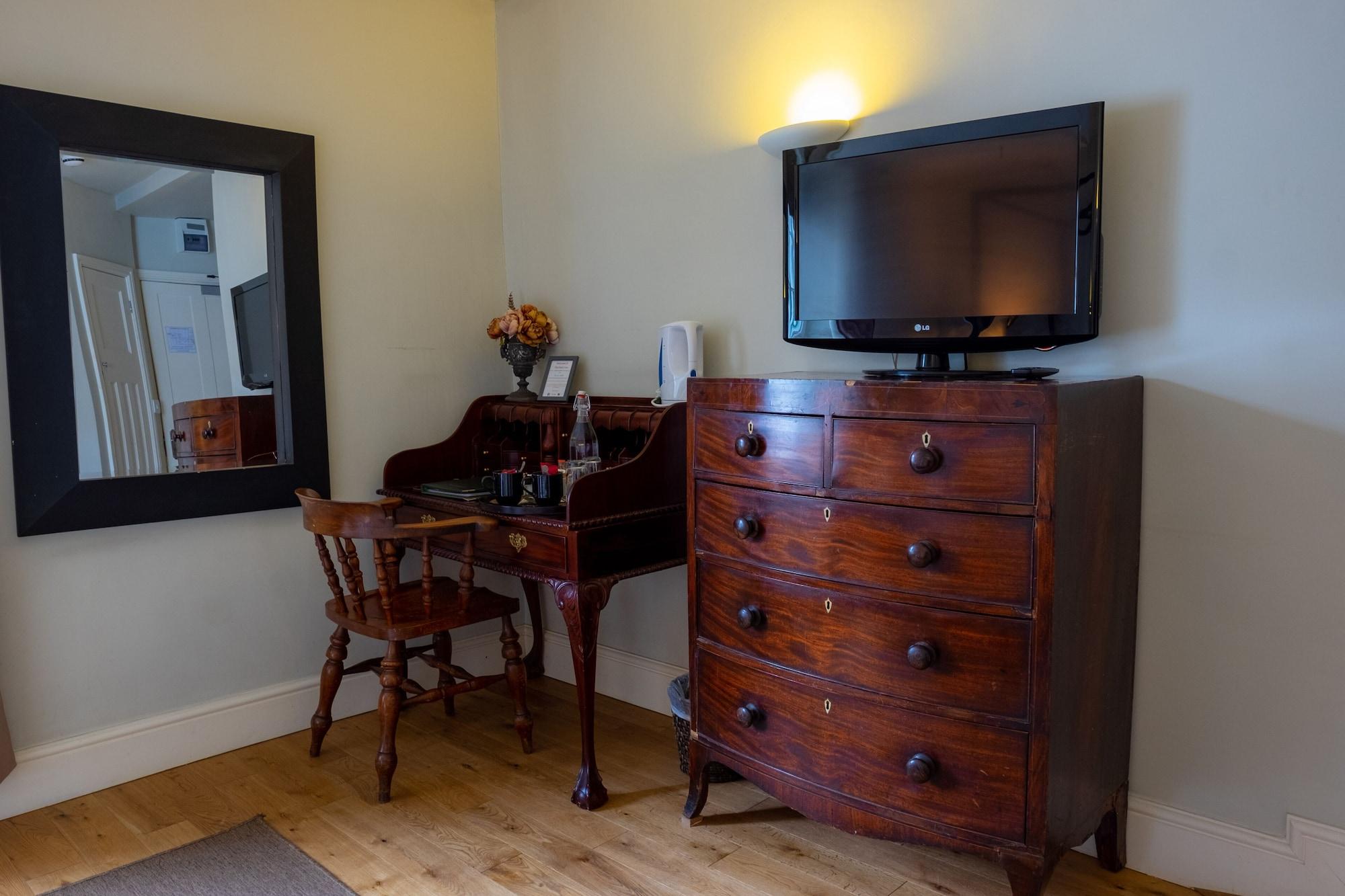 The Red Lion Bed & Breakfast